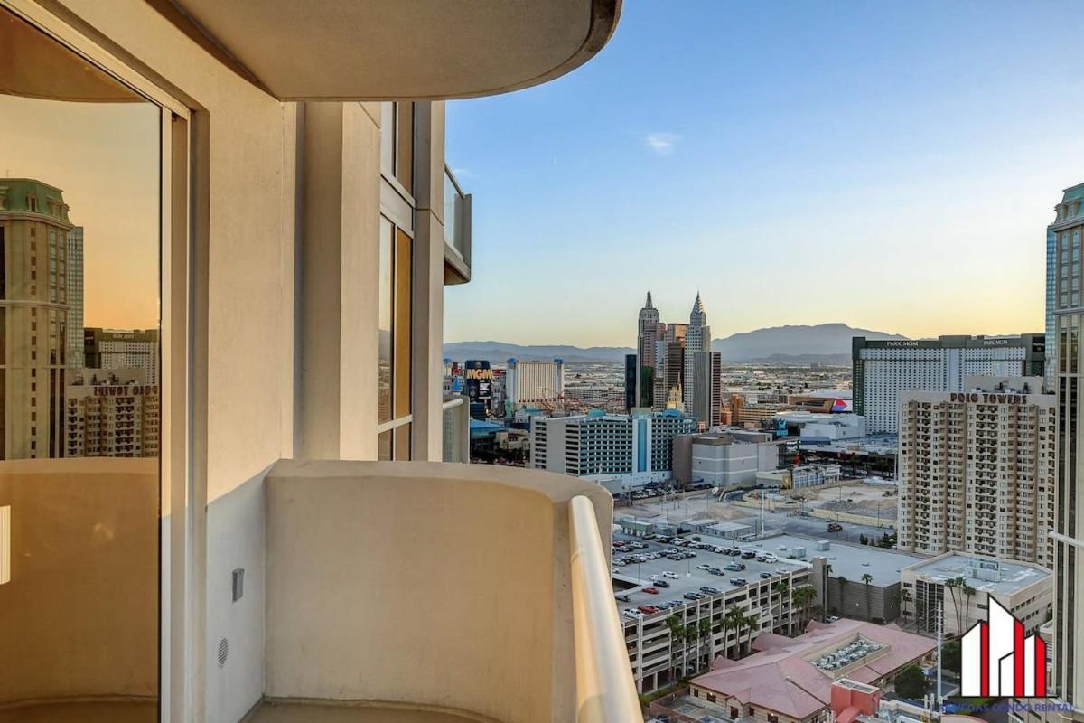 Mgm Signature-25-805 Balcony Strip Sphere F1 Views 라스베이거스 외부 사진