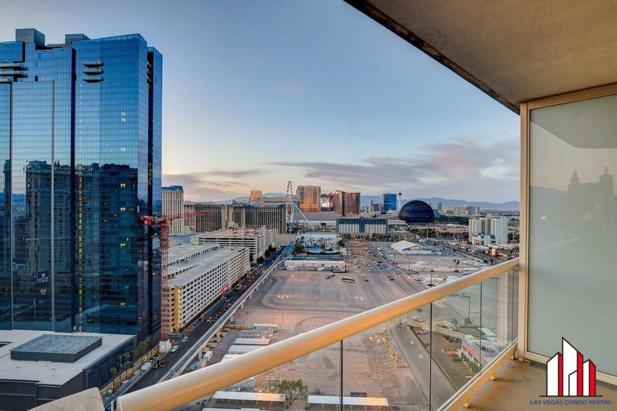 Mgm Signature-25-805 Balcony Strip Sphere F1 Views 라스베이거스 외부 사진